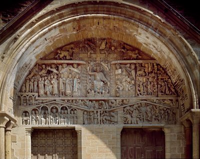 Romansk kunst: Tympan skulptureret, der repræsenterer den sidste dom, til højre for Kristusparadiset, til venstre, helvedes kaos. Skulptur (1130-1140) af klosterkirken Sainte Foy (Sainte-Foy) i Conques (Aveyron), Frankrig. af Romanesque