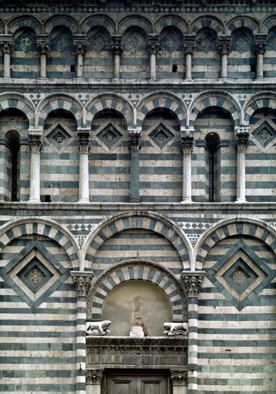 Romansk kunst: detalje af den polykrome facade af Romanesque