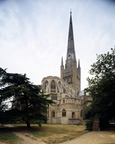 Romansk kunst: udsigt over Holy Trinity Cathedral, grundlagt under eveque af Norwich Herbert de Losinga af Romanesque