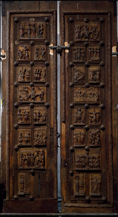 Romansk kunst: trædør fra midten af det 12. århundrede i kirken St. Mary of the Capitol i Köln, Tyskland (Sankt Maria im Kapitol, Köln) af Romanesque