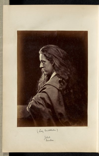 Lady Middleton som "Julie Medea" af Ronald Ruthven Leslie Melville