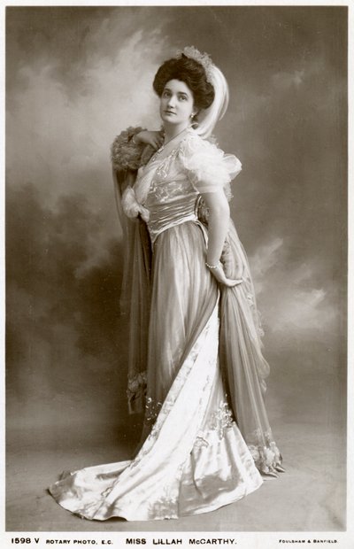 Lillah McCarthy, britisk skuespillerinde og teatermanager, omkring 1900-tallet. af Rotary Photo