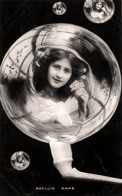 Phyllis Dare 1890-1975, engelsk skuespillerinde, 1907. af Rotary Photo