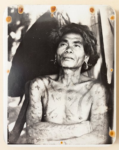 En tatoveret Ifugao fra Kababuyan-distriktet af Roy Barton