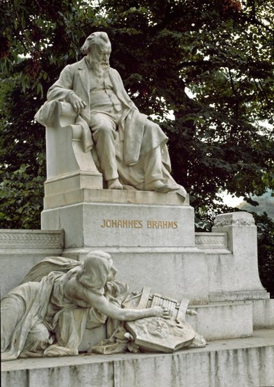 Monument til hyldest til den tyske komponist Johannes Brahms (1833-1897) instrueret af Rudolf von Weyr (1847-1914). Ressel Park, Wien Østrig af Rudolf von Weyr