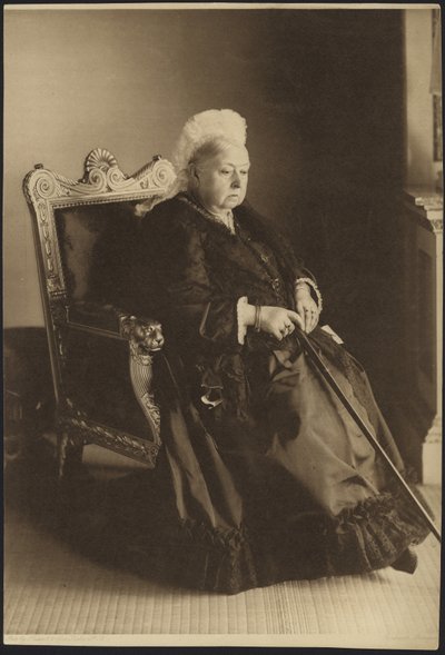 Porträt von Königin Victoria von Russell & Sons Photography