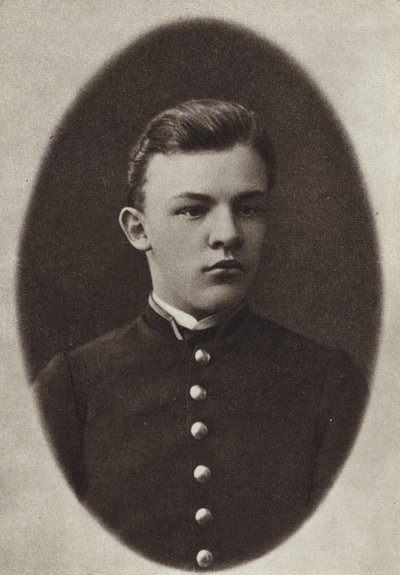Lenin som uddannet gymnasium, Simbirsk, 1887 af Russian Photographer