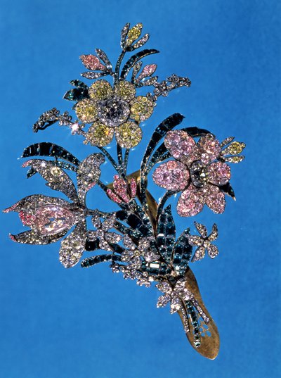Broche i form af en stor buket med brillantslebne diamanter og smaragder, ca. 1760 (guld, sølv, diamanter og smaragder) af Russian School