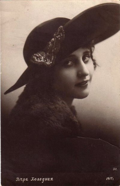 Vera Kholodnaya, russisk stumfilmskvinde, 1917. af Sakharov and Orlov