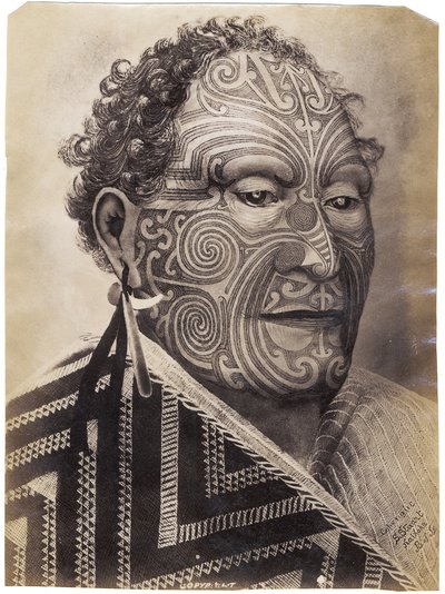 Tamati Waka Nene, ca. 1880 (albumtryk) af Sam Stuart