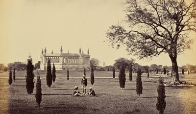 Cawnpore; Mindebrønden med Cawnpore-kirken i det fjerne af Samuel Bourne