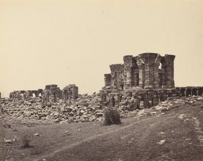 Ruinerne af Martand fra sydøst, ca. 1870. af Samuel Bourne
