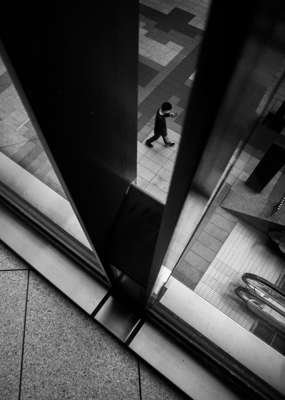 City Walker i ramme af Satoshi Hata