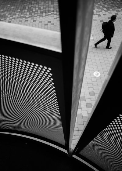 Geometrisk byvandring af Satoshi Hata