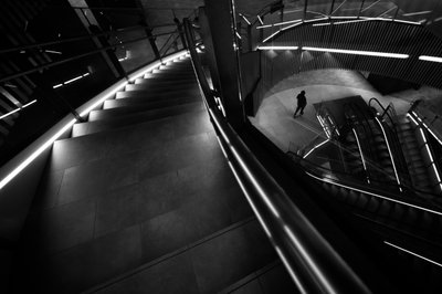 Urban Passage Light af Satoshi Hata