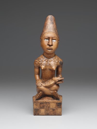 Siddende kvindefigur med barn (pfemba) Yombe Group, Kongo Peoples (træ, glas eller glimmer og bejdse) af School African