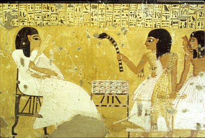 Det gamle Egypten, Inherkhaus grav, Theben, Inherkhau foran sine sønner, der udfører en præsts pligter, iført et leopardskind, vægmaleri, adelens dal, 20. dynasti (foto) af School Egyptian