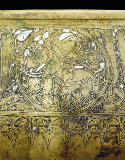 Detalje af en Mamluk skål, ca. 1351 (messing med sølv- og guldindlæg) af School Egyptian