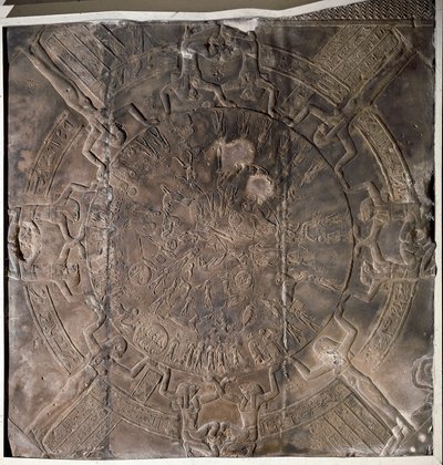 Egyptisk antikvitet: "" The Zodiac"" Lavt relief fra loftet i Osiris østkapel på Hathor-templet i Denderah. Ptolemæisk periode (332-30 f.Kr.) Paris, Louvre-museet af School Egyptian