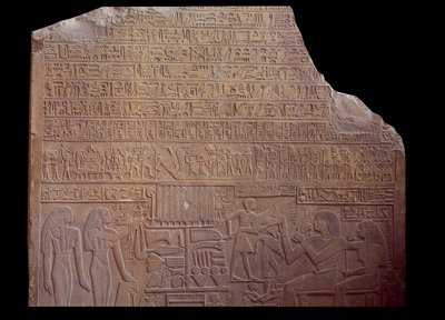Egyptisk antikvitet: begravelsesstele dækket med en inskription i kodesprog i form af hieroglyffer. Paris, Louvre-museet af School Egyptian