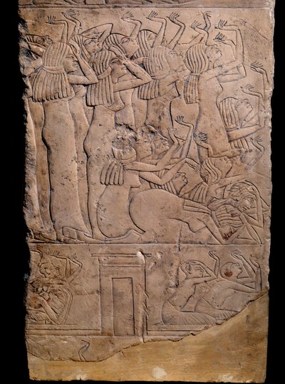 Egyptisk antikvitet: memphitgrav fra Horemheb til Saqqarah (Sakkarah eller Saqqara), relief: grædende ved Horemhebs begravelse. 18. dynasti (ca. 1550-1295 f.Kr.) af School Egyptian