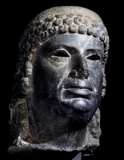 Hoved af Cleopatra III, basaltskulptur. Egyptisk civilisation, ptolemæisk periode, 2. århundrede f.Kr af School Egyptian