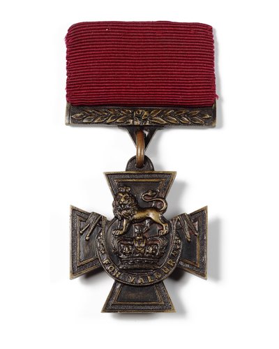 Victoria Cross (bronze med silkebånd) af School English