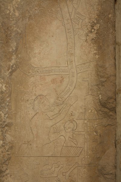 Detalje af et klosterrelief (sten) af School French