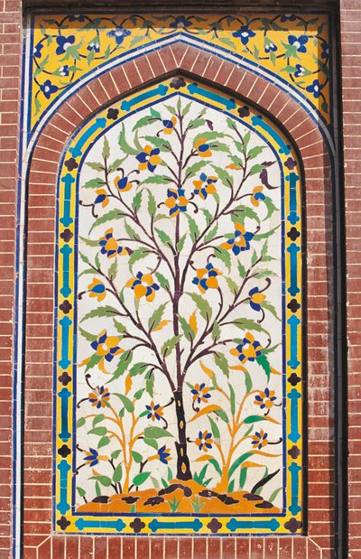 Blomstrende træ, Majolica dekoration, Wazir Khan-moskeen (1600-tallet), Lahore, Punjab, Pakistan af School Pakistani