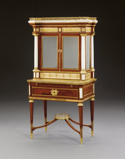 En russisk ormolu-monteret hvid marmor og mahogni bonheur du jour, ca. 1790 (ormolu, marmor & mahogni) af School Russian