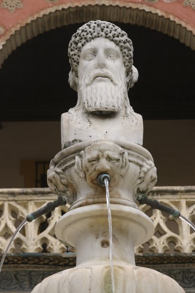 Janus Fountain (marmor) af School Spanish