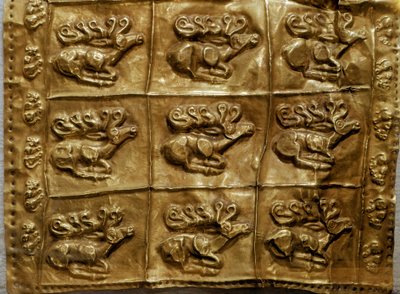 Art Scythian (Scythian civilisation eller Scythia): dæksel af guldkogger dekorerer dyr (hjort). Fra Tumulus nr. 4 i Kelermes, Krasnodar-regionen, Kuban, Rusland, 7. århundrede f.Kr. af Scythian