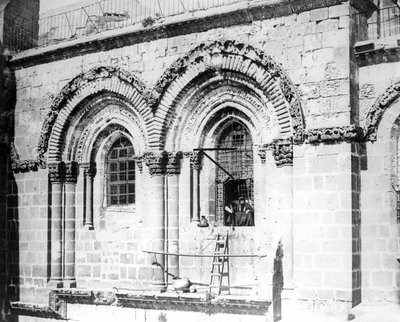 Vindue i sydsiden af Den Hellige Gravs Kirke, 1865 af Sgt. James M. McDonald