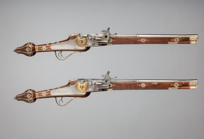 Par Wheellock-pistoler lavet til livvagten af prins-valget i Sachsen, tysk, C1610 af Simon Helbig