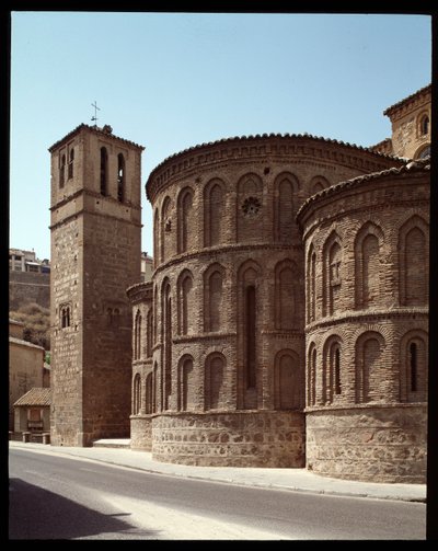 Art mudejar: view of the apse of the church Santiago de Arrabal, 13th century Toledo, Spaindani af Spanish School