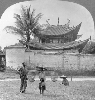 Malerisk kinesisk joss-hus, Bhamo, Burma, 1908 af Stereo Travel Co