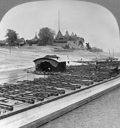 Udsigt over Sagaing fra Irrawaddy-floden, Burma, 1908 af Stereo Travel Co