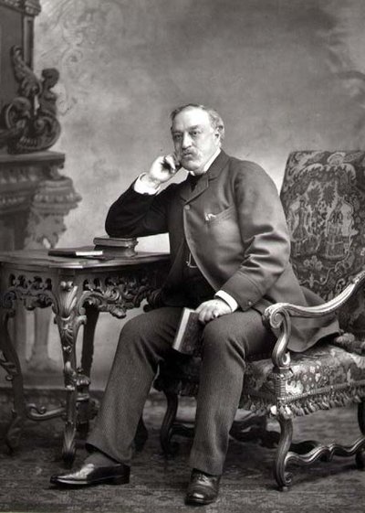 Edmund Yates (1831-94), journalist og romanforfatter, portrætfotografi (s/h foto) af Studio Walery