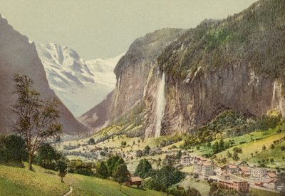 Berner Oberland: Lauterbrunnen (farvet foto) af Swiss Photographer