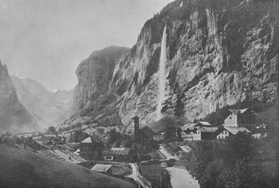 Lauterbrunnen, Cascade du Staubbach (s/h-billede) af Swiss Photographer