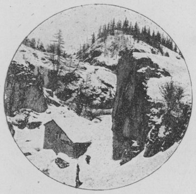 Route du Grand St-Bernard om vinteren (s/h foto) af Swiss Photographer