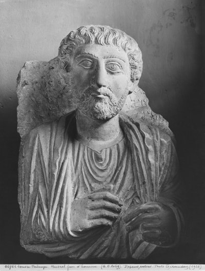 Begravelsesrelief af en mandsfigur, fra Palmyra, Syrien af Syrian School