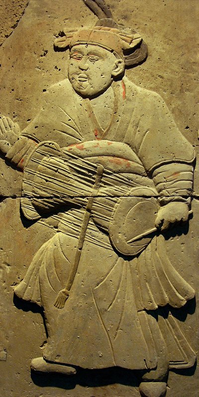 Stel, der forestiller en musiker (terracotta) af Tang Dynasty Chinese School