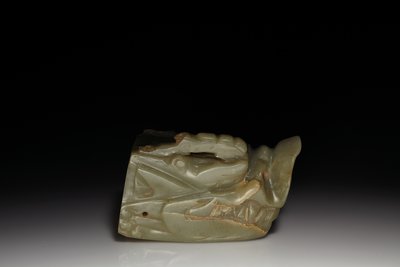 The Junkunc Jade Dragon Head (jade) af Tang Dynasty Chinese School
