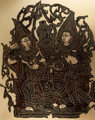 Scene fra Nang Yai skyggedukketeater, der repræsenterer Dasakantha og hans koner, udskåret læderpanel, Thailand, Thai Civilization af Thai School