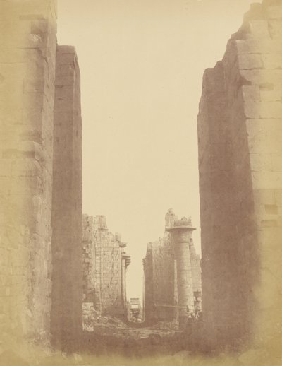 Karnak, udsigt gennem Hypostyle -rummet af Théodule Devéria