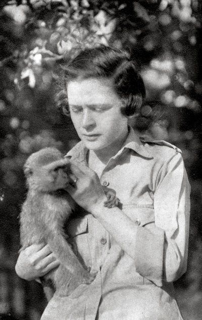 Stella Court Treatt og hendes abe Kima, Dodoma til Mongalla, Østafrika, 1925 1927 af Thomas A. Glover