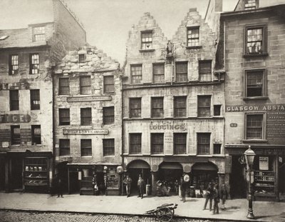 Gamle bygninger på High Street, nr. 17-27 (#16) af Thomas Annan