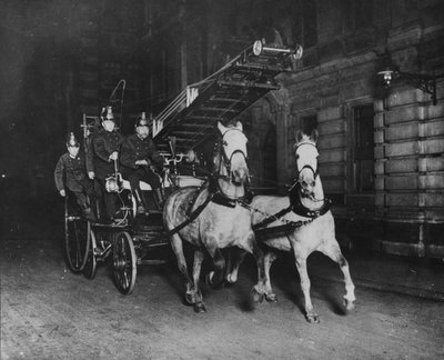 Brandvæsen, 2. april 1914 af Thomas E. and Horace Grant Grant