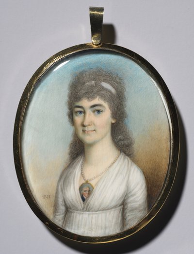 Portræt af en kvinde iført en miniature, ca. 1780. af Thomas Hazlehurst